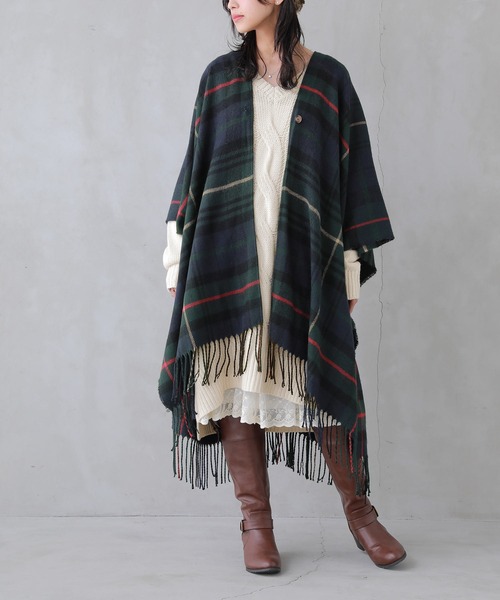 osharewalker（オシャレウォーカー）の「『チェック柄ストールポンチョ』（ポンチョ・レディース・アイボリー/ダークブルー/ブラック×グリーン・FREE）」の16枚目の写真