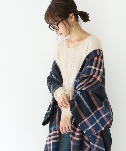 osharewalker（オシャレウォーカー）の「『チェック柄ストールポンチョ』（ポンチョ・レディース・アイボリー/ダークブルー/ブラック×グリーン・FREE）」の18枚目の写真