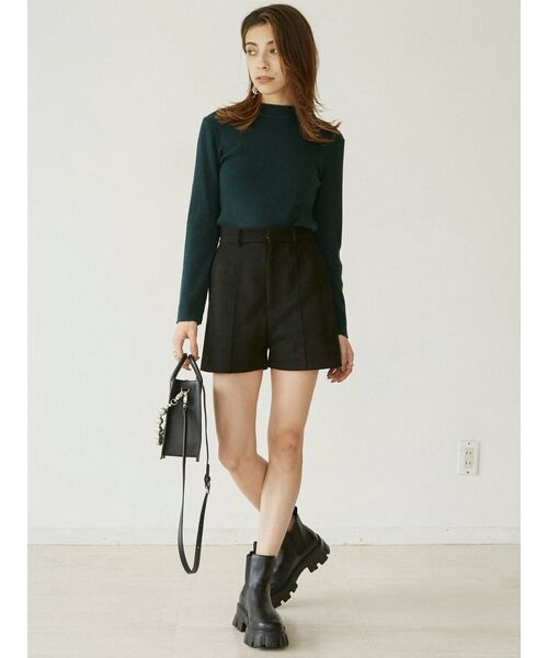 EVRIS（エヴリス）の「ボールチェーンスクエアショルダーBAG（ショルダーバッグ・レディース・ブラック/ベージュ/ブラウン・FREE）」の7枚目の写真