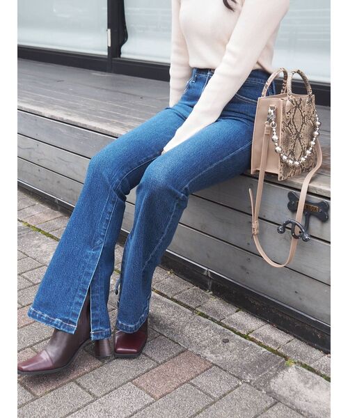 EVRIS（エヴリス）の「ボールチェーンスクエアショルダーBAG（ショルダーバッグ・レディース・ブラック/ベージュ/ブラウン・FREE）」の12枚目の写真