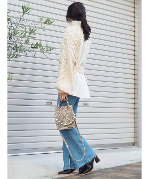 EVRIS（エヴリス）の「ボールチェーンスクエアショルダーBAG（ショルダーバッグ・レディース・ブラック/ベージュ/ブラウン・FREE）」の9枚目の写真