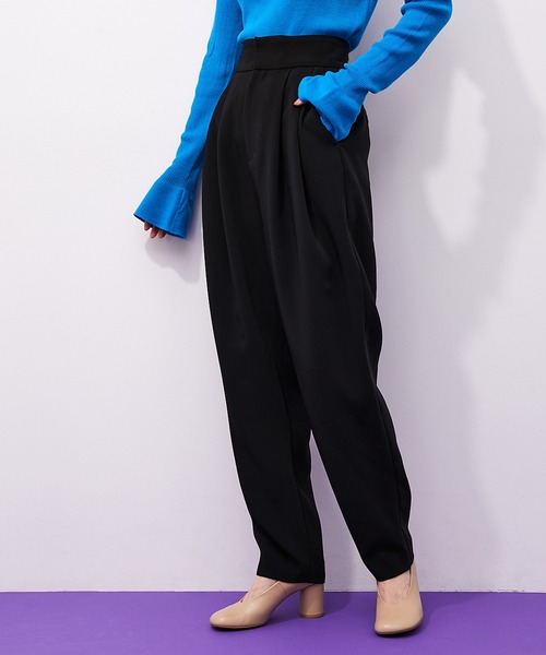 ADAM ET ROPE'(アダムエロペ)の「3マテリアルテーパードシルエットワイドパンツ(無地・チェック・千鳥)(その他パンツ・レディース・ブラック/グリーン/ピンク系その他2・38/36)」の2枚目の写真