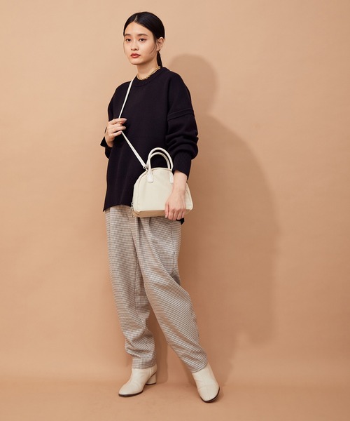 ADAM ET ROPE'(アダムエロペ)の「3マテリアルテーパードシルエットワイドパンツ(無地・チェック・千鳥)(その他パンツ・レディース・ブラック/グリーン/ピンク系その他2・38/36)」の8枚目の写真