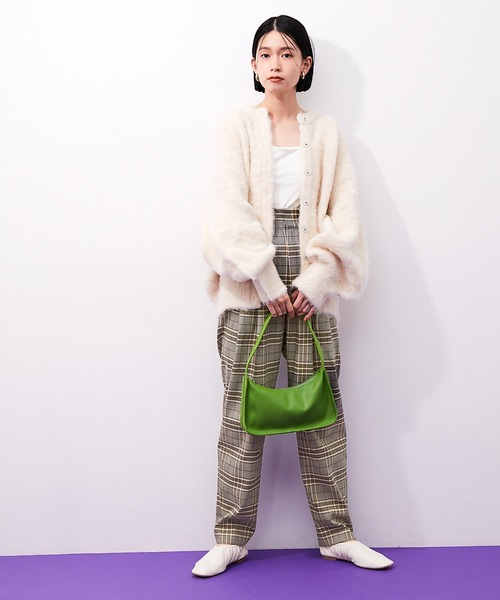 ADAM ET ROPE'(アダムエロペ)の「3マテリアルテーパードシルエットワイドパンツ(無地・チェック・千鳥)(その他パンツ・レディース・ブラック/グリーン/ピンク系その他2・38/36)」の6枚目の写真