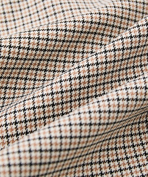 ADAM ET ROPE'(アダムエロペ)の「3マテリアルテーパードシルエットワイドパンツ(無地・チェック・千鳥)(その他パンツ・レディース・ブラック/グリーン/ピンク系その他2・38/36)」の7枚目の写真