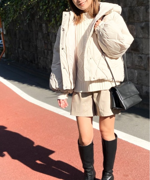 Per sist ence(パーシエンス)の「Per sist ence/パーシエンス 中綿ダイヤキルト フードブルゾン(ダウンジャケット/コート・レディース・ブラック/アイボリー/ミント/モカ/グレイッシュベージュ・FREE)」の8枚目の写真