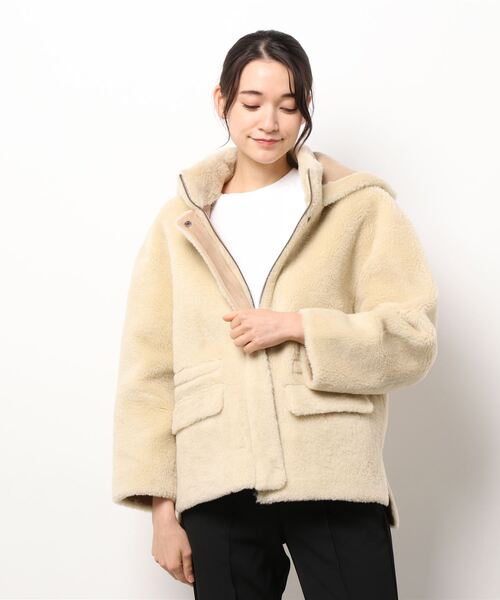 OUVRAGE CLASSE(ウヴラージュクラス)の「【SMUK/スムーク】エコファーフードジャケット(その他アウター・レディース・ベージュ/アイボリー・FREE)」の6枚目の写真