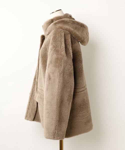 OUVRAGE CLASSE(ウヴラージュクラス)の「【SMUK/スムーク】エコファーフードジャケット(その他アウター・レディース・ベージュ/アイボリー・FREE)」の15枚目の写真