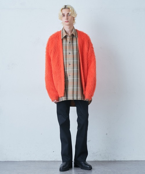 Lui's(ルイス)の「ファーカーディガン(カーディガン/ボレロ・メンズ・ブラック/グレイッシュベージュ/オレンジ・SMALL/MEDIUM)」の9枚目の写真