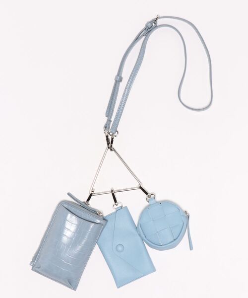 MONICA(モニカ)の「トライアングル3連マルチショルダーバッグ(ショルダーバッグ・レディース・ブラック/ベージュ/アイボリー/キャメル/グリーン/ライラック/ブルー/ピンク/ネイビー/パープル・FREE)」の7枚目の写真