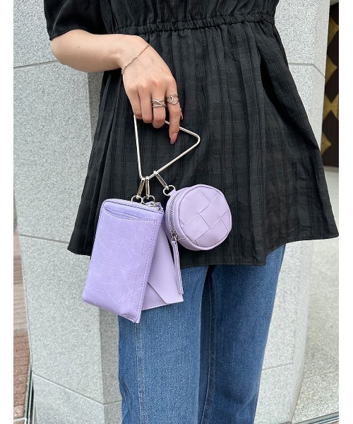 MONICA(モニカ)の「トライアングル3連マルチショルダーバッグ(ショルダーバッグ・レディース・ブラック/ベージュ/アイボリー/キャメル/グリーン/ライラック/ブルー/ピンク/ネイビー/パープル・FREE)」の9枚目の写真