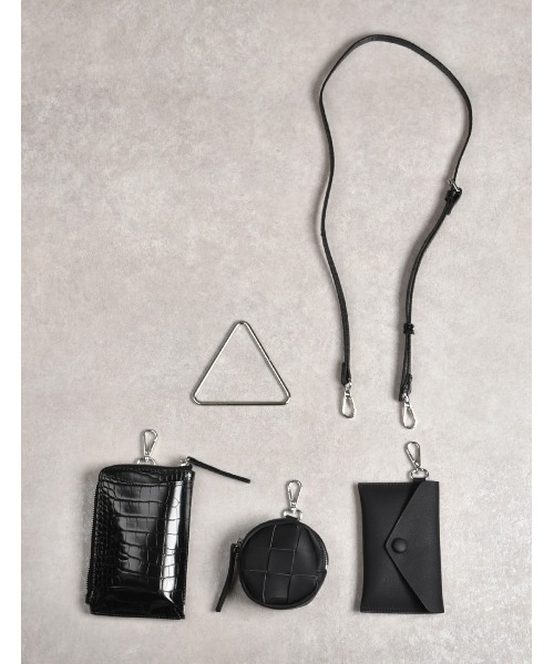 MONICA(モニカ)の「トライアングル3連マルチショルダーバッグ(ショルダーバッグ・レディース・ブラック/ベージュ/アイボリー/キャメル/グリーン/ライラック/ブルー/ピンク/ネイビー/パープル・FREE)」の17枚目の写真