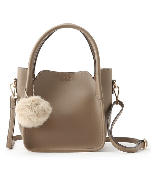 DRESKIP（ドレスキップ）の「◆ファーチャーム付2WAYスクエアトート（トートバッグ・レディース・ブラック/グレー/ブラウン系その他・00）」の5枚目の写真