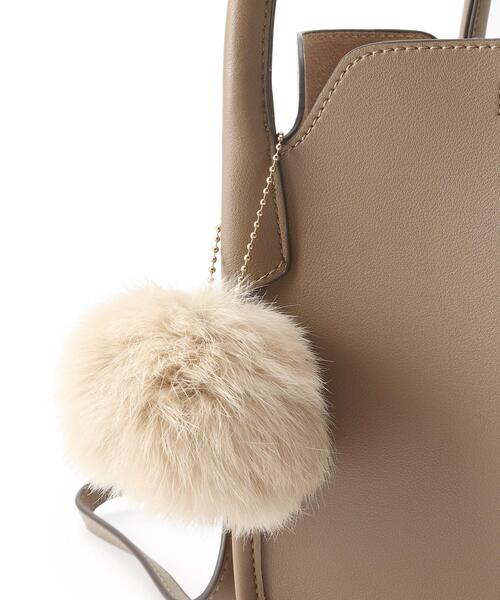 DRESKIP（ドレスキップ）の「◆ファーチャーム付2WAYスクエアトート（トートバッグ・レディース・ブラック/グレー/ブラウン系その他・00）」の10枚目の写真