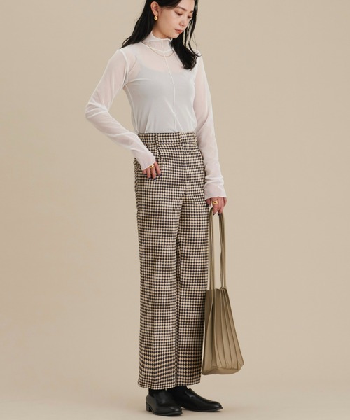 NEUNA（ヌナ）の「ヴィーガンレザー/シンプルステッチローファー（ローファー・レディース・ホワイト/ブラック・SMALL/MEDIUM/LARGE）」の7枚目の写真