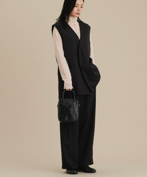 NEUNA（ヌナ）の「ヴィーガンレザー/シンプルステッチローファー（ローファー・レディース・ホワイト/ブラック・SMALL/MEDIUM/LARGE）」の13枚目の写真