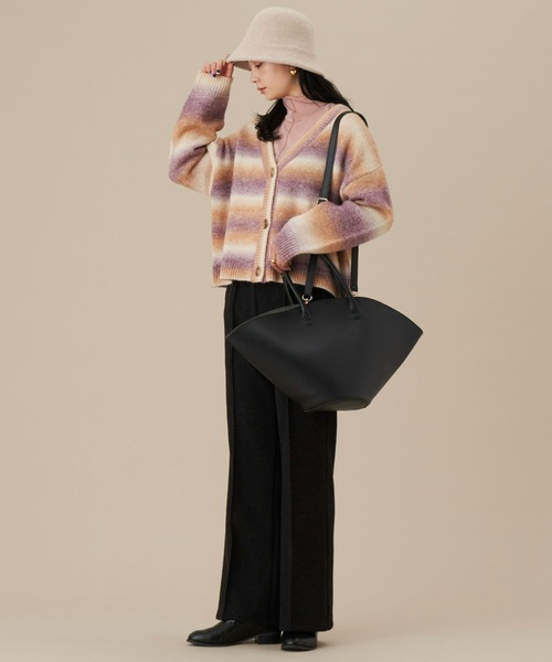 NEUNA（ヌナ）の「ヴィーガンレザー/シンプルステッチローファー（ローファー・レディース・ホワイト/ブラック・SMALL/MEDIUM/LARGE）」の14枚目の写真