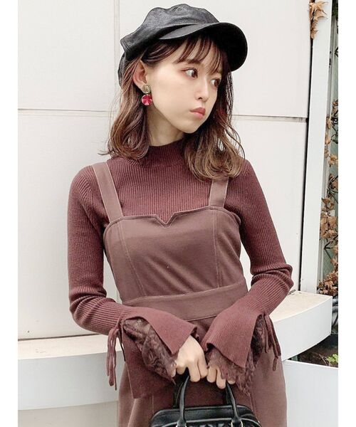 dazzlin（ダズリン）の「ヘムレースフレアニットトップス（ニット/セーター・レディース・ブラック/ブラウン/オフホワイト/ピンク・FREE）」の11枚目の写真