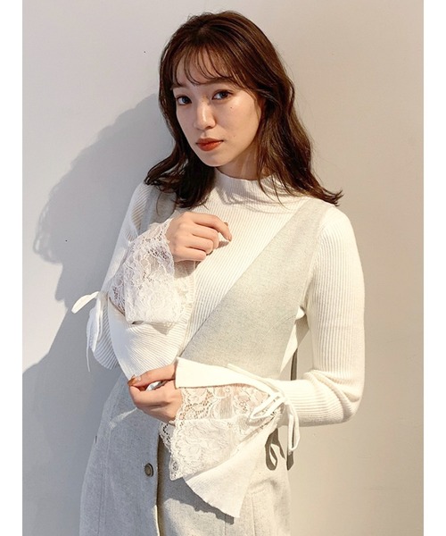 dazzlin（ダズリン）の「ヘムレースフレアニットトップス（ニット/セーター・レディース・ブラック/ブラウン/オフホワイト/ピンク・FREE）」の2枚目の写真
