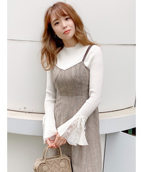 dazzlin（ダズリン）の「ヘムレースフレアニットトップス（ニット/セーター・レディース・ブラック/ブラウン/オフホワイト/ピンク・FREE）」の22枚目の写真