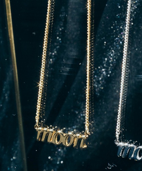 Romansual（ロマンシュアル）の「Romansual/moonネックレス（ネックレス・レディース・シルバー/ゴールド・FREE）」の2枚目の写真
