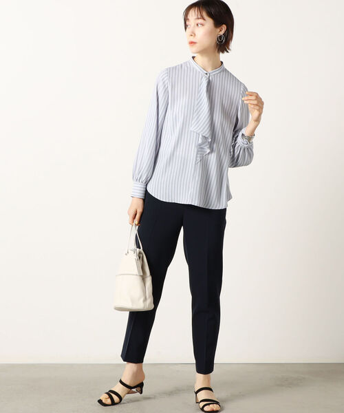 NOLLEY’S(ノーリーズ)の「ラッフルジョーゼットブラウス(シャツ/ブラウス・レディース・ホワイト/ホワイト系4/ブルー系3・38/36)」の16枚目の写真
