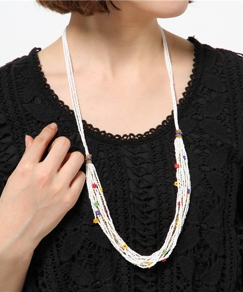 チャイハネ（チャイハネ）の「【チャイハネ】フラランネックレス（ネックレス・レディース・ブラック/ホワイト・FREE）」の7枚目の写真