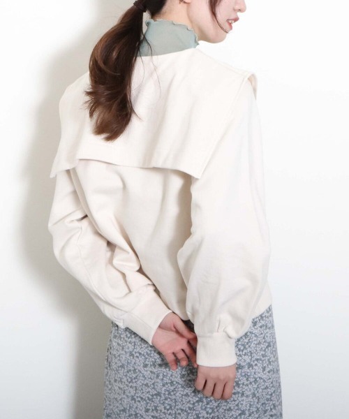 archives(アルシーヴ)の「ドットボタンセーラーカラーカーディガン(カーディガン/ボレロ・レディース・ベージュ/ネイビー/アイボリー・MEDIUM)」の2枚目の写真