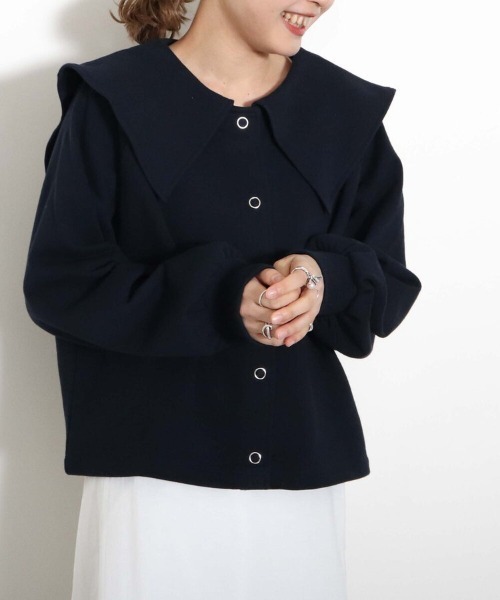 archives(アルシーヴ)の「ドットボタンセーラーカラーカーディガン(カーディガン/ボレロ・レディース・ベージュ/ネイビー/アイボリー・MEDIUM)」の8枚目の写真