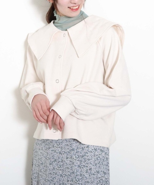 archives(アルシーヴ)の「ドットボタンセーラーカラーカーディガン(カーディガン/ボレロ・レディース・ベージュ/ネイビー/アイボリー・MEDIUM)」の17枚目の写真