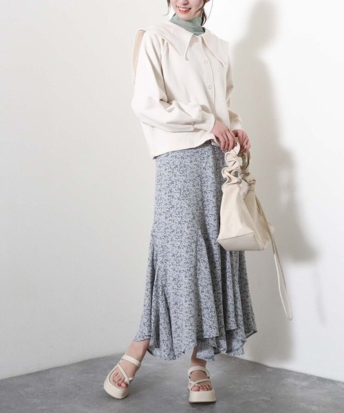 archives(アルシーヴ)の「ドットボタンセーラーカラーカーディガン(カーディガン/ボレロ・レディース・ベージュ/ネイビー/アイボリー・MEDIUM)」の20枚目の写真