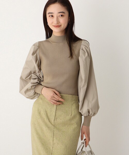 OPAQUE.CLIP（オペークドットクリップ）の「◆フハク切替 ボリュームスリーブニット【WEB限定サイズ】（ニット/セーター・レディース・ベージュ/ホワイト系/ブラック・40/38/42）」の6枚目の写真