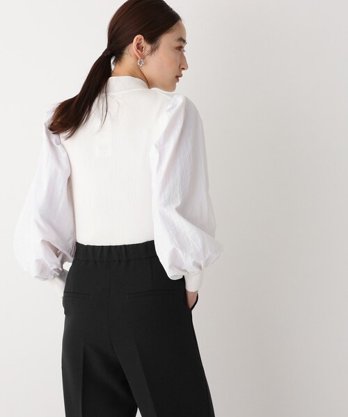 OPAQUE.CLIP（オペークドットクリップ）の「◆フハク切替 ボリュームスリーブニット【WEB限定サイズ】（ニット/セーター・レディース・ベージュ/ホワイト系/ブラック・40/38/42）」の7枚目の写真