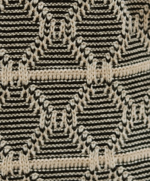 PairPair(ペアペア)の「ジャガードニットベスト(ユニセックス)(ベスト・レディース・ブラック/オレンジ/ブルー・MEDIUM/LARGE)」の13枚目の写真