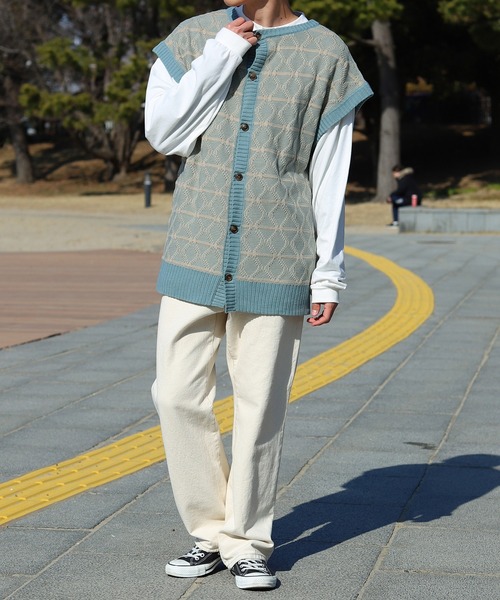 PairPair(ペアペア)の「ジャガードニットベスト(ユニセックス)(ベスト・レディース・ブラック/オレンジ/ブルー・MEDIUM/LARGE)」の17枚目の写真