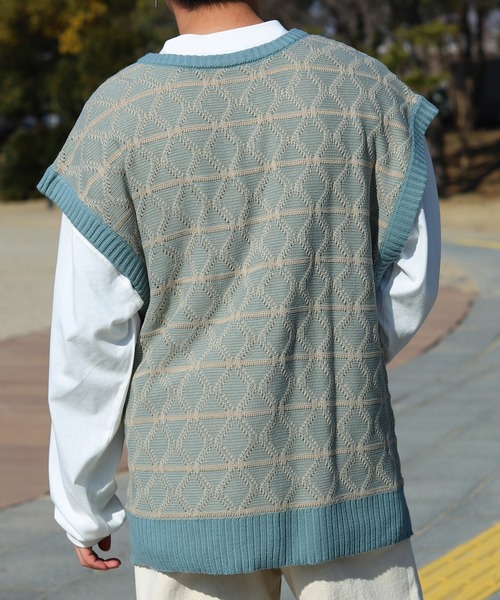 PairPair(ペアペア)の「ジャガードニットベスト(ユニセックス)(ベスト・レディース・ブラック/オレンジ/ブルー・MEDIUM/LARGE)」の20枚目の写真