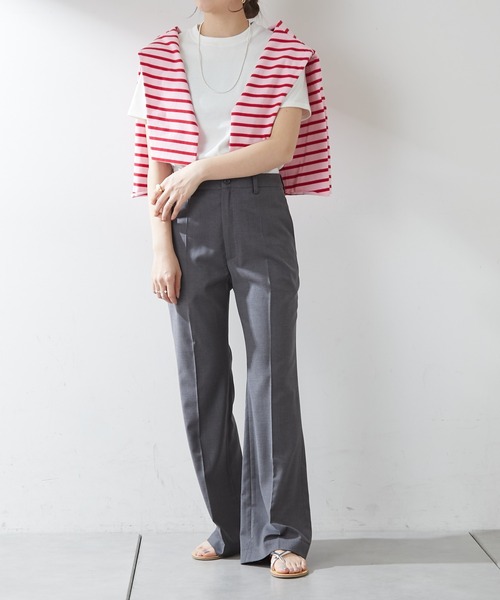 SHENERY(シーナリー)の「シンプルTEE(Tシャツ/カットソー・レディース・オフホワイト/ネイビー/イエロー・2/1)」の11枚目の写真