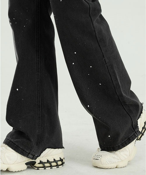 WESTBOY(ウエストボーイ)の「【WB ORIGINALS】Flare Jeans in Painted Denim WO22S2PT09(デニムパンツ・メンズ・ブラック・L/M/XL)」の7枚目の写真