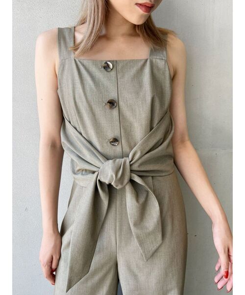 MURUA（ムルーア）の「リボンボタンロンパース（つなぎ/オールインワン・レディース・ブラック/カーキ/アイボリー・1/2）」の6枚目の写真