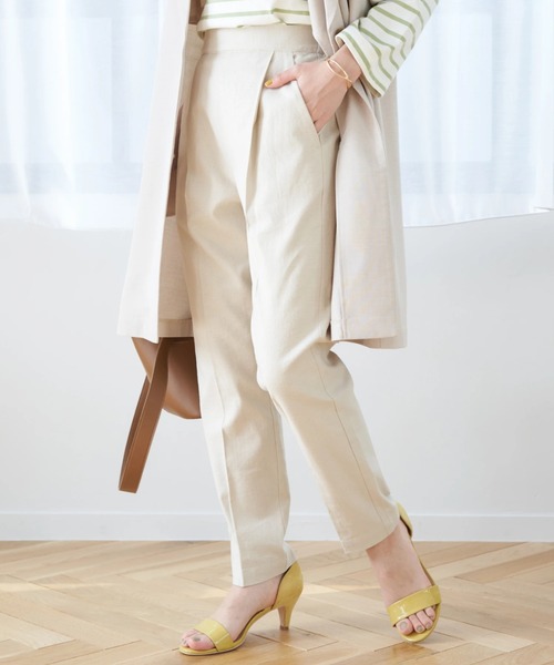 earth music&ecology（アースミュージックアンドエコロジー）の「リネン混テーパードパンツ（その他パンツ・レディース・ブラック/ベージュ/イエロー/ライム・S/M/L）」の3枚目の写真