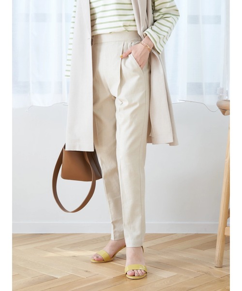 earth music&ecology（アースミュージックアンドエコロジー）の「リネン混テーパードパンツ（その他パンツ・レディース・ブラック/ベージュ/イエロー/ライム・S/M/L）」の13枚目の写真