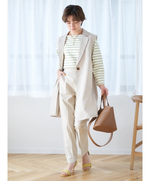 earth music&ecology（アースミュージックアンドエコロジー）の「リネン混テーパードパンツ（その他パンツ・レディース・ブラック/ベージュ/イエロー/ライム・S/M/L）」の15枚目の写真