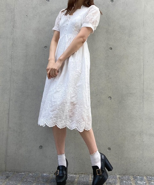 Titty Co Petit スカラップレースミディワンピース ワンピース Titty Co Petit ティティーアンドコープチ のファッション通販 Zozotown