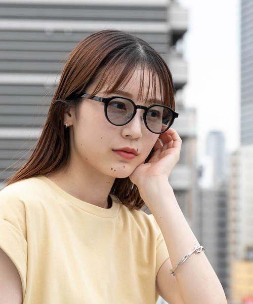 SMELLY（スメリー）の「ボストンシェイプサングラス（サングラス・レディース・ブラウン系その他/ブラック・-）」の2枚目の写真