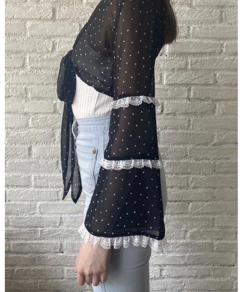 epine（エピヌ）の「Bell sleeve lace 2way bolero（カーディガン/ボレロ・レディース・ホワイト/ブラック・FREE）」の17枚目の写真