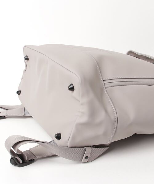 GASTON LUGA(ガストンルーガ)の「GASTON LUGA RULLEN BACKPACK 17.5L ガストンルーガ ルーレン バックパック(バックパック/リュック・メンズ・ライトグレー/ブラック/オリーブ/マスタード・FREE)」の13枚目の写真