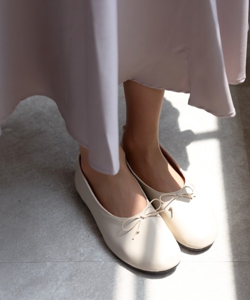 VIVIAN（ヴィヴィアン）の「ラウンドトゥフラットバレエシューズ（バレエシューズ・レディース・ブラック/キャメル/ダークブラウン/ベージュ/レッド/グリーン・S/M/L/LL）」の21枚目の写真