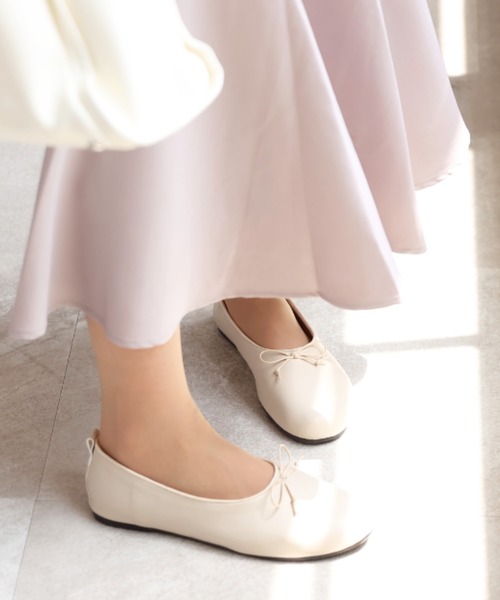 VIVIAN（ヴィヴィアン）の「ラウンドトゥフラットバレエシューズ（バレエシューズ・レディース・ブラック/キャメル/ダークブラウン/ベージュ/レッド/グリーン・S/M/L/LL）」の22枚目の写真