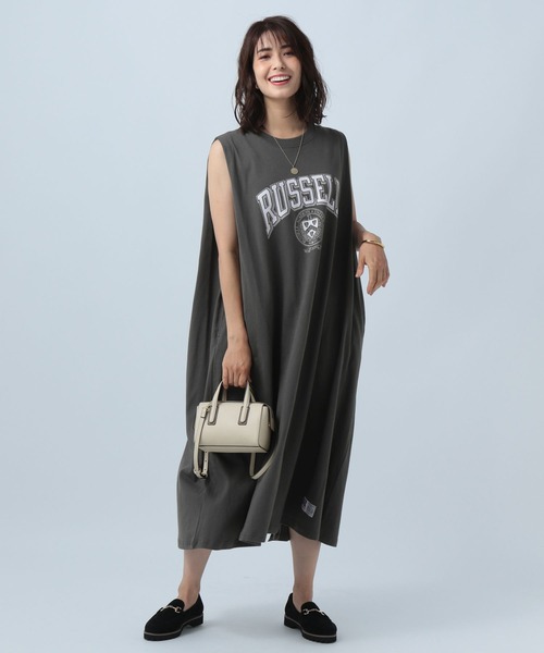 Russell Athletic(ラッセルアスレティック)の「【RUSSELL ATHLETIC 】別注ロゴワンピース(ワンピース・レディース・ネイビー/チャコール・FREE)」の3枚目の写真