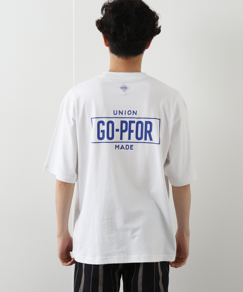 417 EDIFICE（フォーワンセブンエディフィス）の「【GO-PFOR / ゴー・ファー】別注 ロゴプリント Tシャツ（Tシャツ/カットソー・メンズ・ブラック/ホワイト・SMALL/MEDIUM/LARGE）」の6枚目の写真